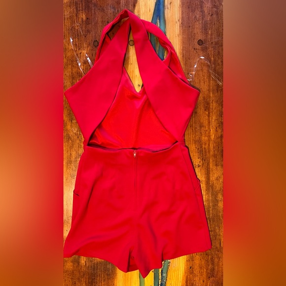 Red Open Back Criss-Cross Strap Romper - Picture 2 of 4